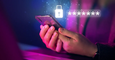 Niebezpieczeństwa w Internecie: Jak Chronić Siebie i Swoich Bliskich w Cyfrowym Świecie